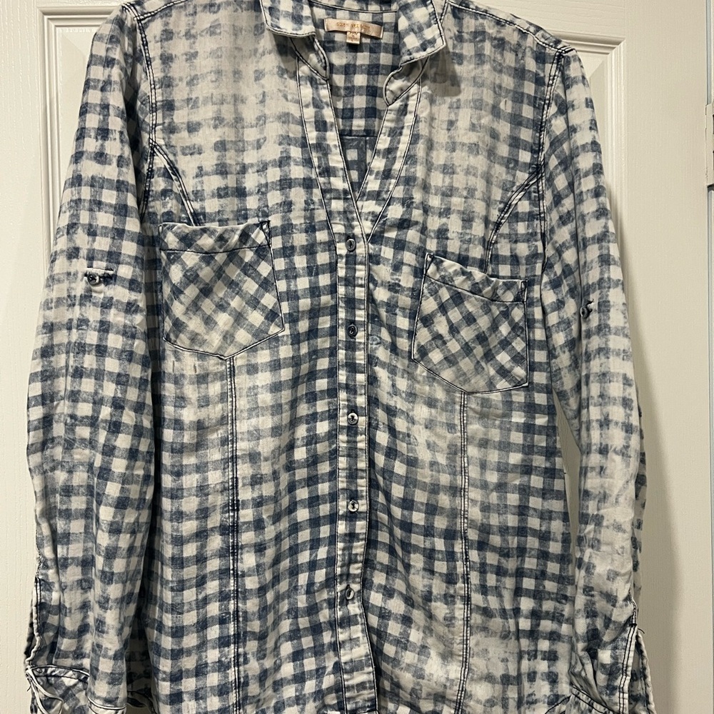 Skies Are Blue Washed Navy and White Plaid Button-Down Shirt